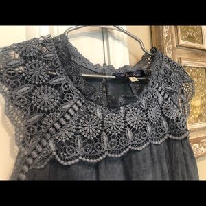 NWOT Francesca’s top❤️